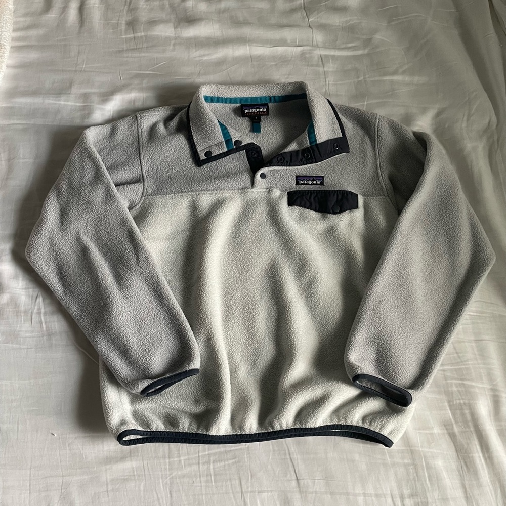 Patagonia White Fleece Size S